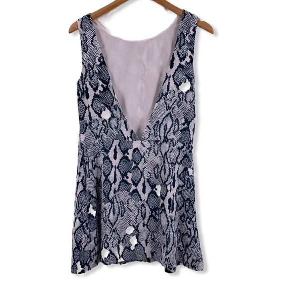 Olivacious Blue Snakeskin V Back Dress Small - Picture 2 of 4